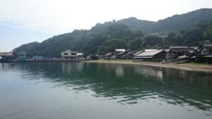 田井漁港（船小屋群）